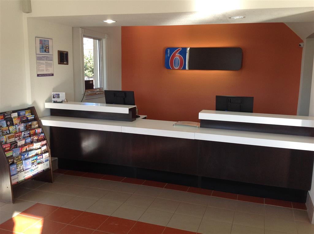 Motel 6-Wichita Falls, Tx - North Интериор снимка