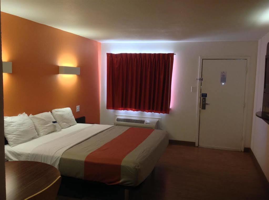 Motel 6-Wichita Falls, Tx - North Екстериор снимка